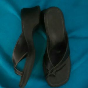 Wrap Toe Leather Wedge Sandals